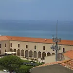 Konukevi Garibaldi 4*