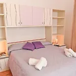 Garibaldi 4*