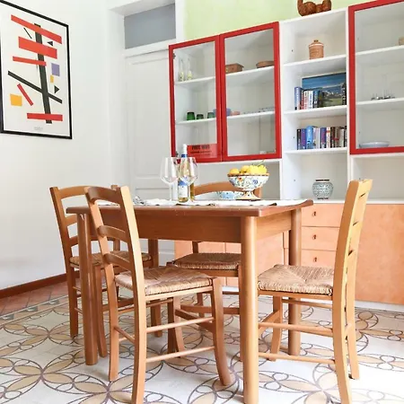 Garibaldi Casa de hóspedes 4*