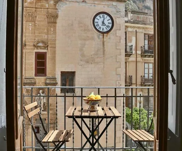 Garibaldi 4* Cefalú